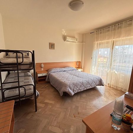 Hotel Crocenzi San Marino Zewnętrze zdjęcie