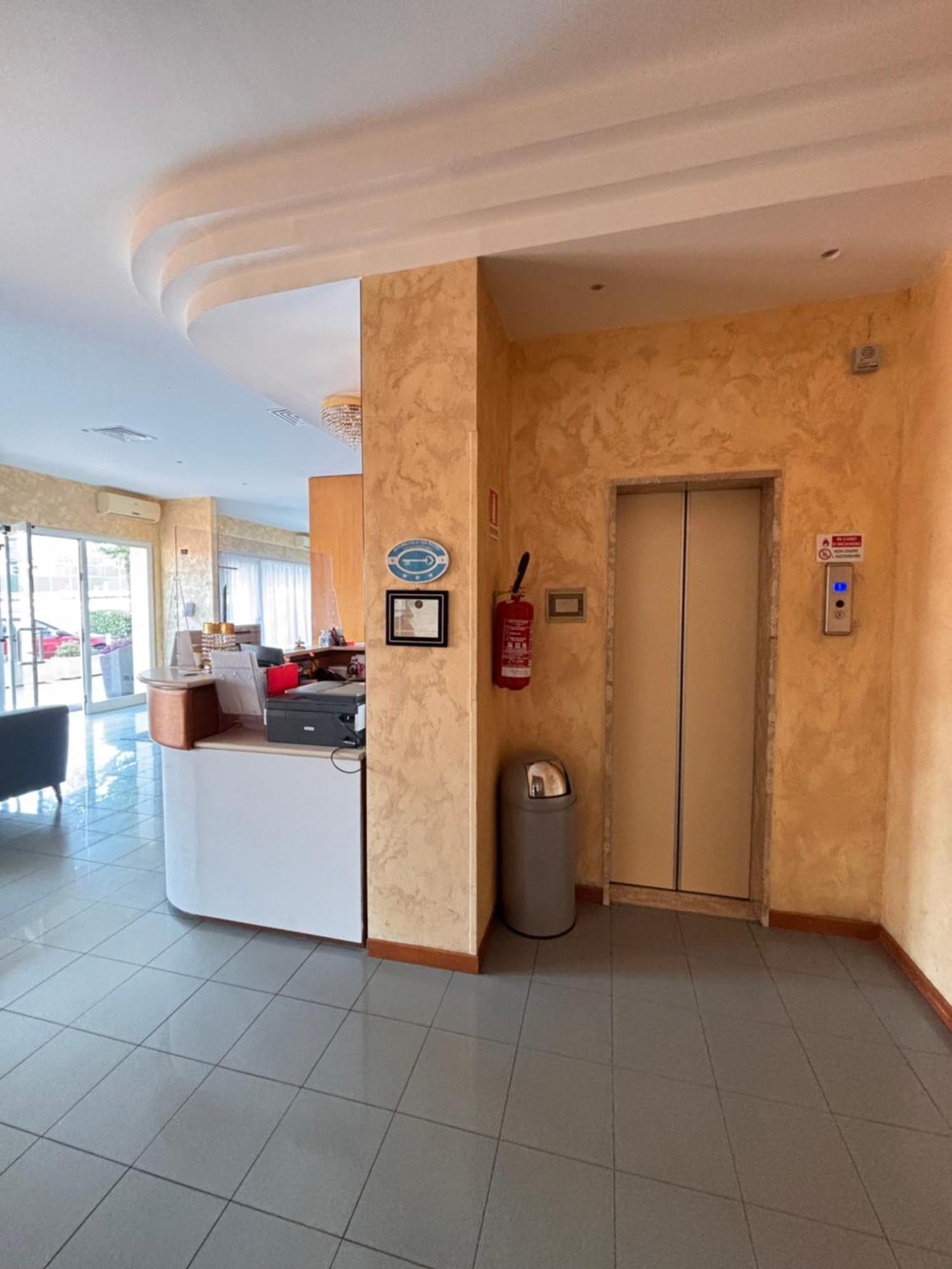 Hotel Crocenzi San Marino Zewnętrze zdjęcie
